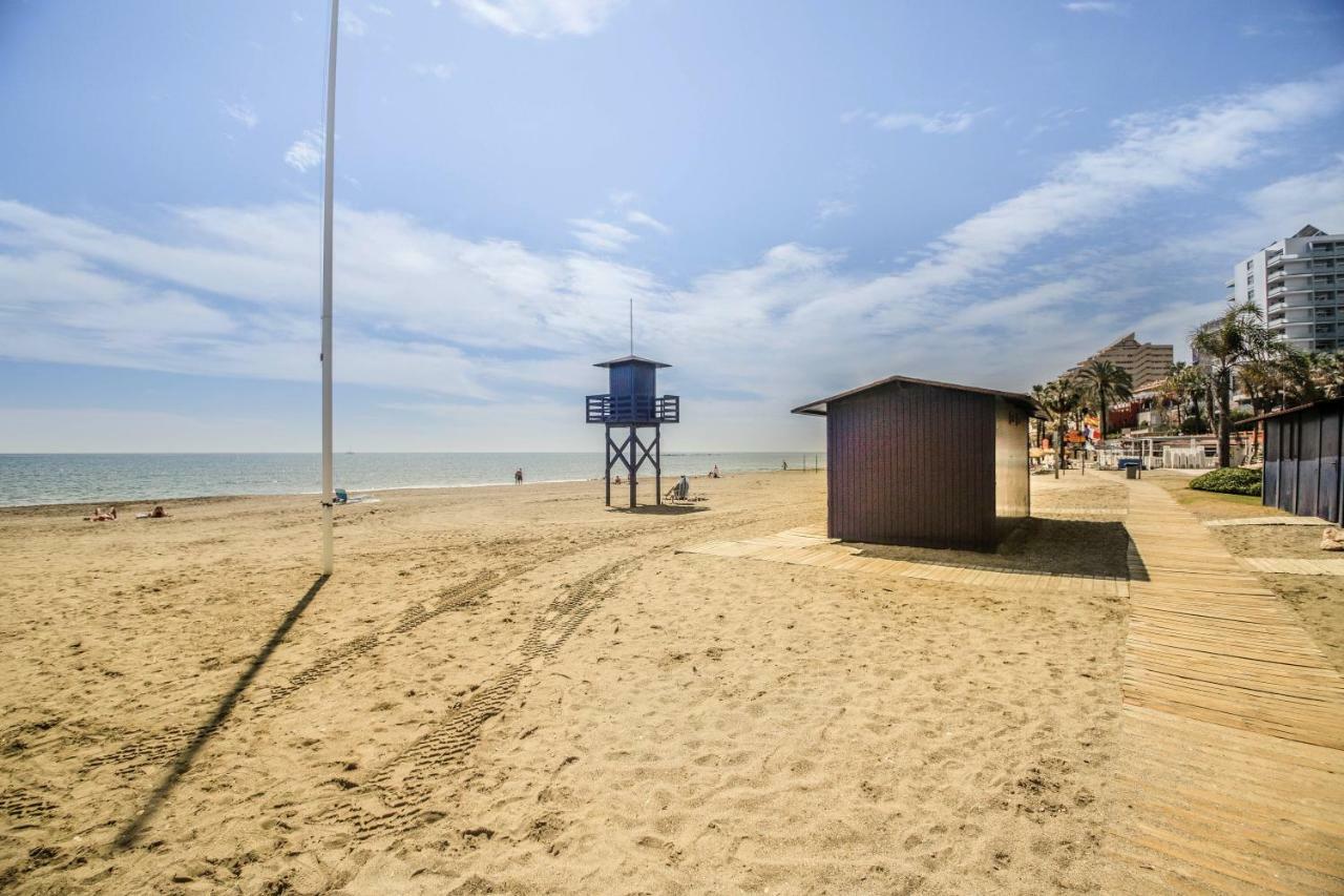 Fantanstico Apartamento Sobre El Mar 베날마데나코스타 외부 사진