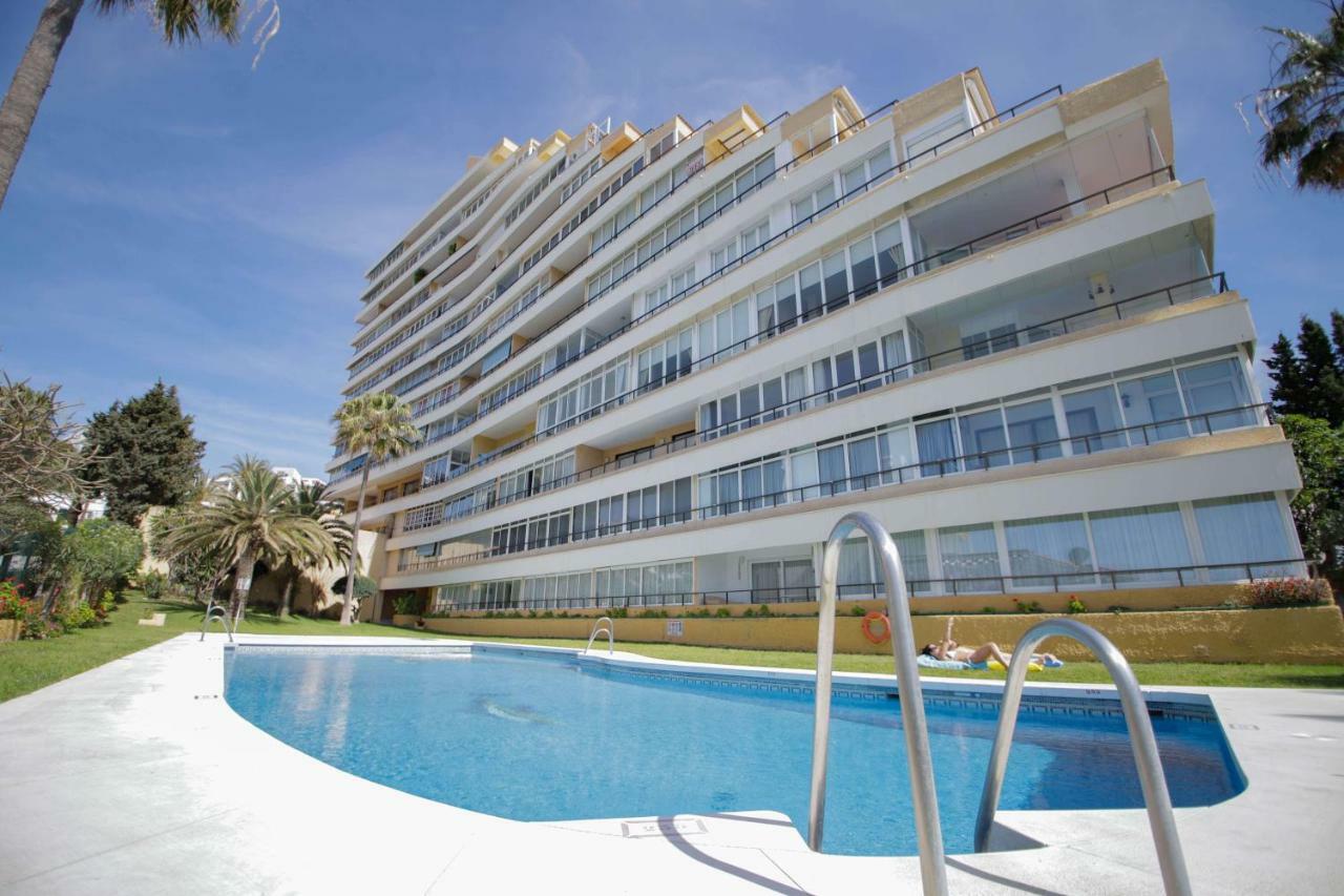 Fantanstico Apartamento Sobre El Mar 베날마데나코스타 외부 사진
